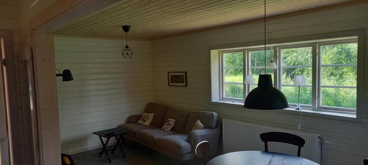 Vackert Belaegen Laegenhet I Gesunda Apartment Solleron ภายนอก รูปภาพ